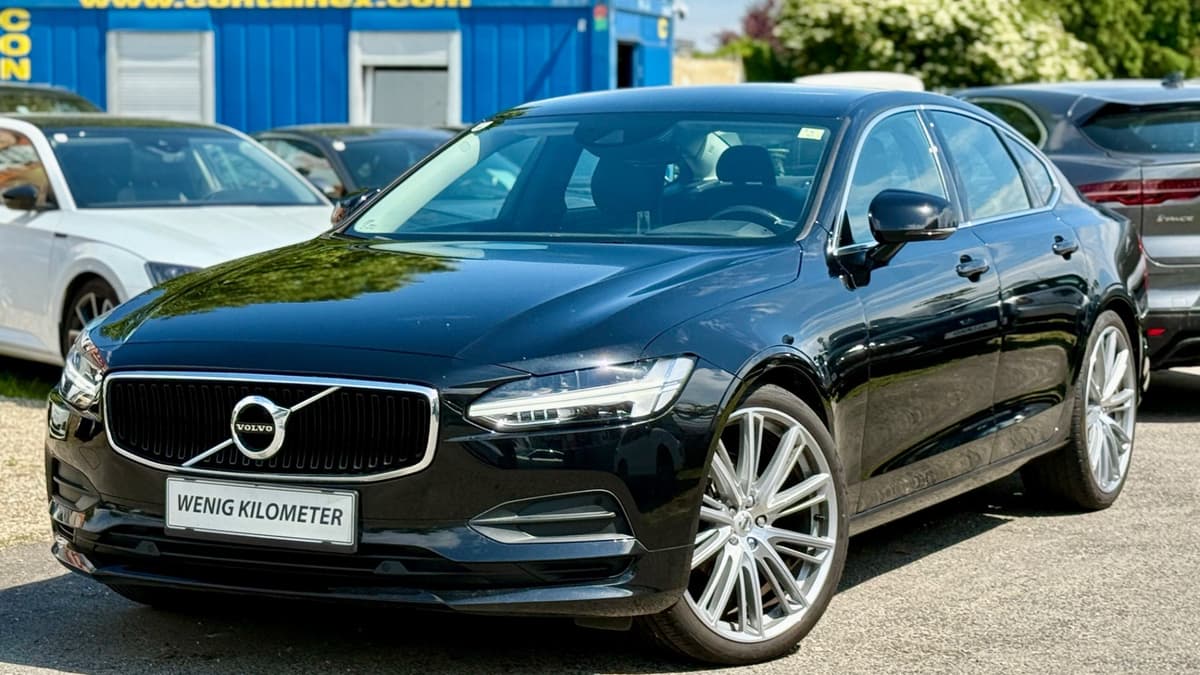 Volvo S90 D4
